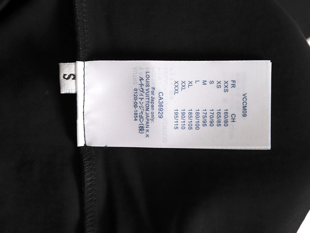 l0*is V*t0n circle lettering short-sleeved t-shirt tsk1