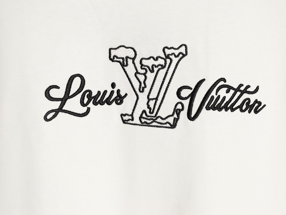 l0*is V*t0n embroidered logo short-sleeved shirt
