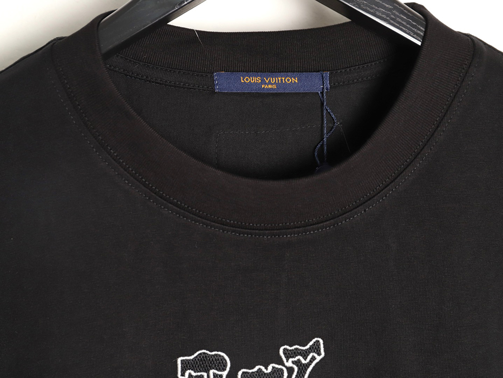 l0*is V*t0n embroidered logo short-sleeved shirt tsk1