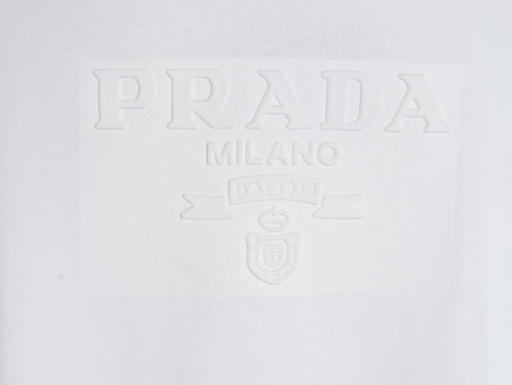Pra*a embossed logo short-sleeved shirt