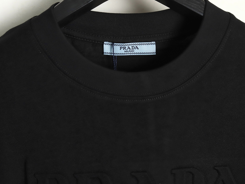 Pra*a embossed logo short-sleeved shirt tsk1