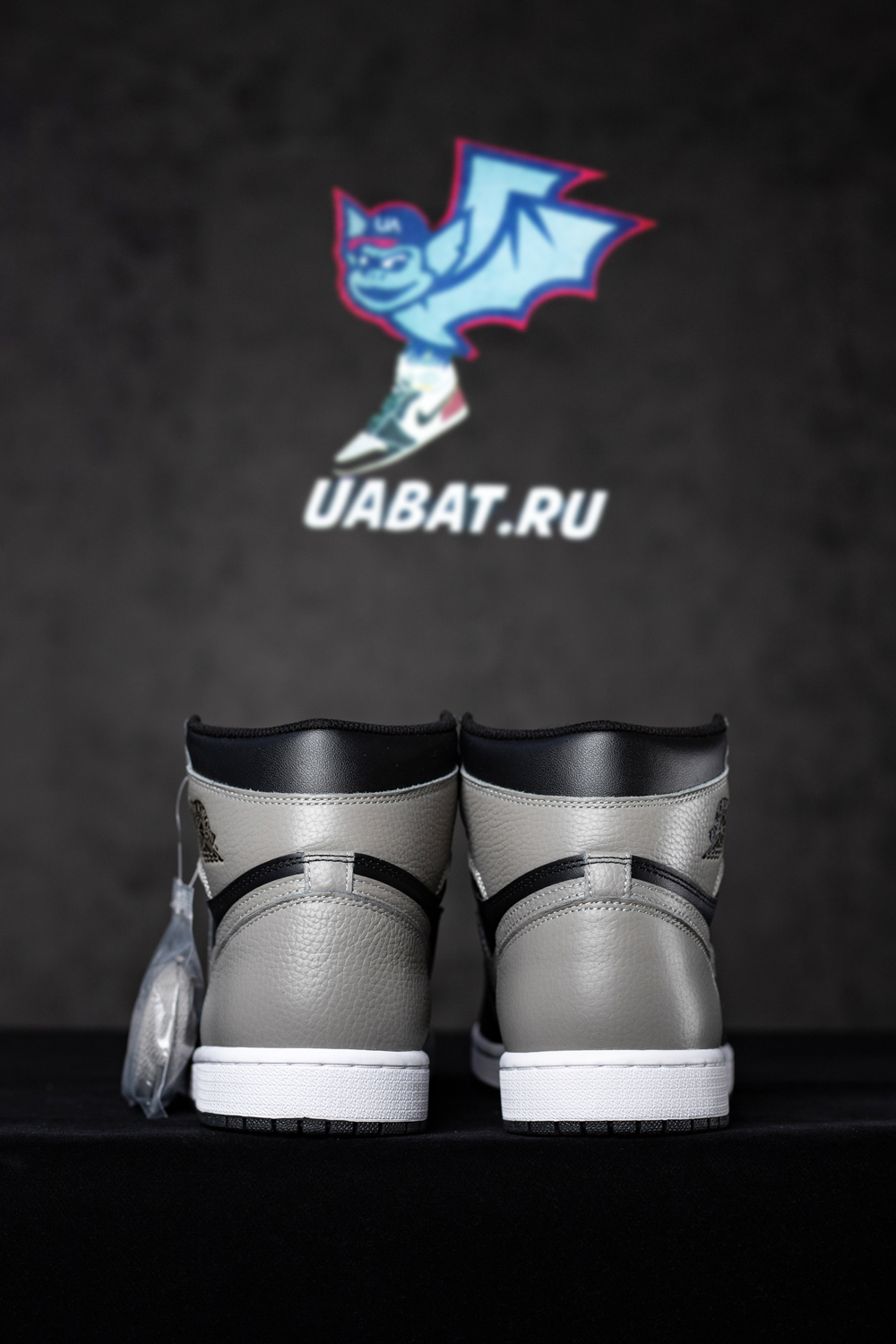 AIR JORDAN 1 RETRO HIGH OG "SHADOW"