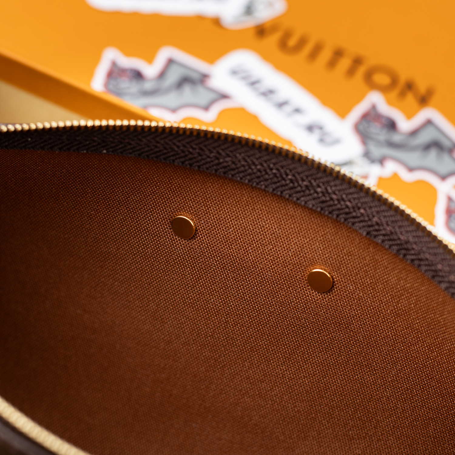 l0*is V*t0n bags m95567 25*13*4cm