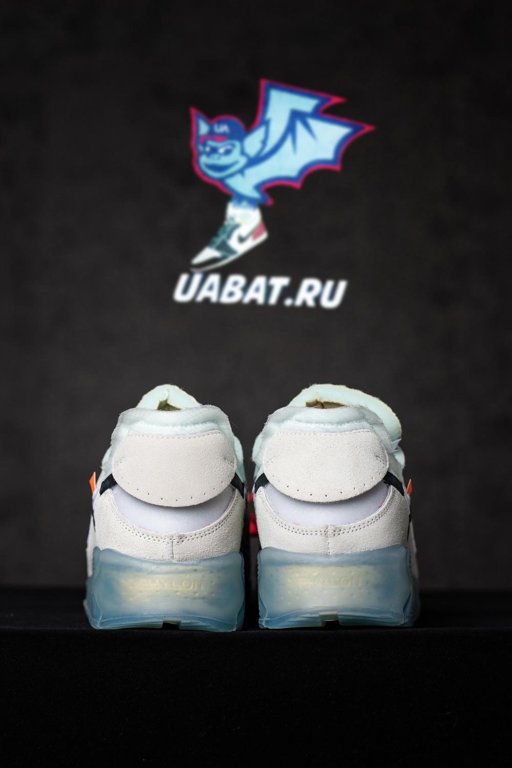 Off-White x Air Max 90 