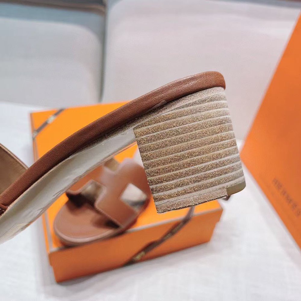 Hermès Oasis sandal
