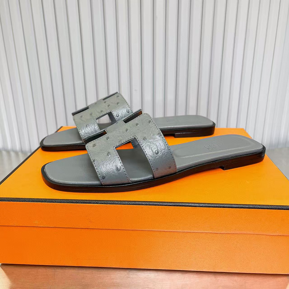 Hermès Oran sandal
