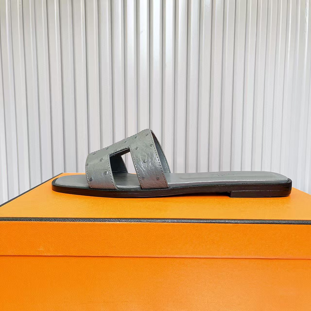 Hermès Oran sandal