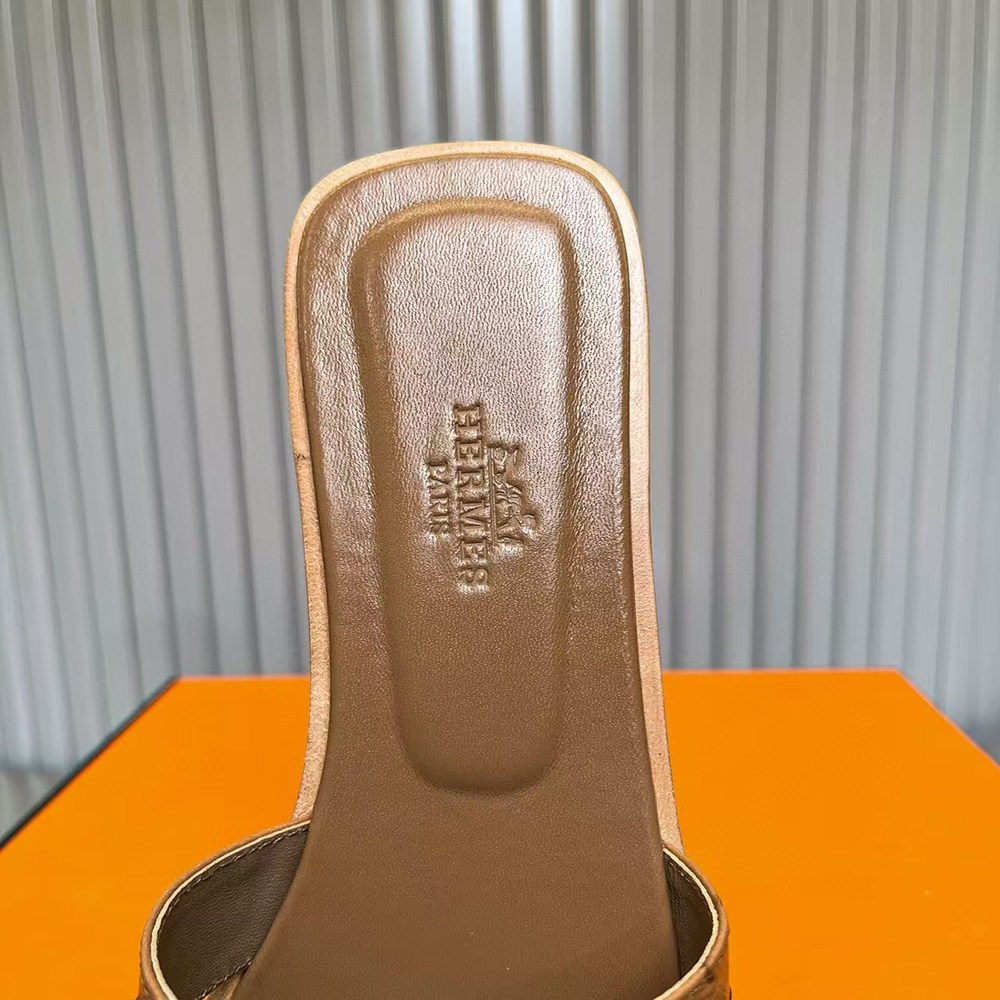 Hermès Oran sandal