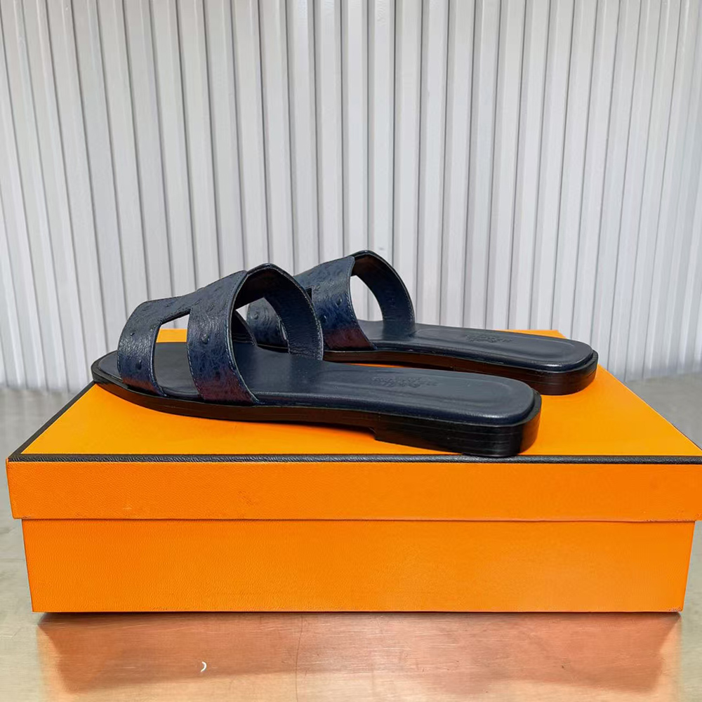 Hermès Oran sandal