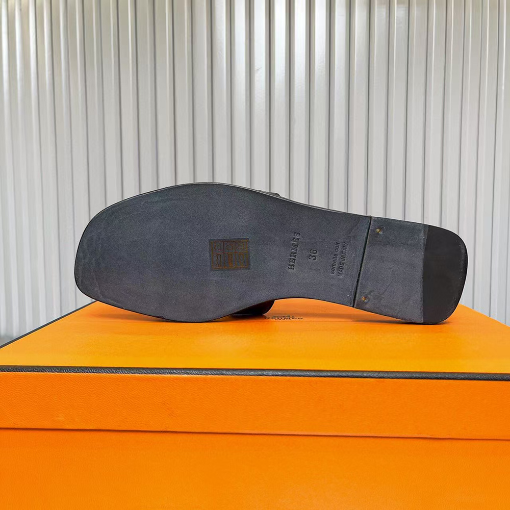 Hermès Oran sandal