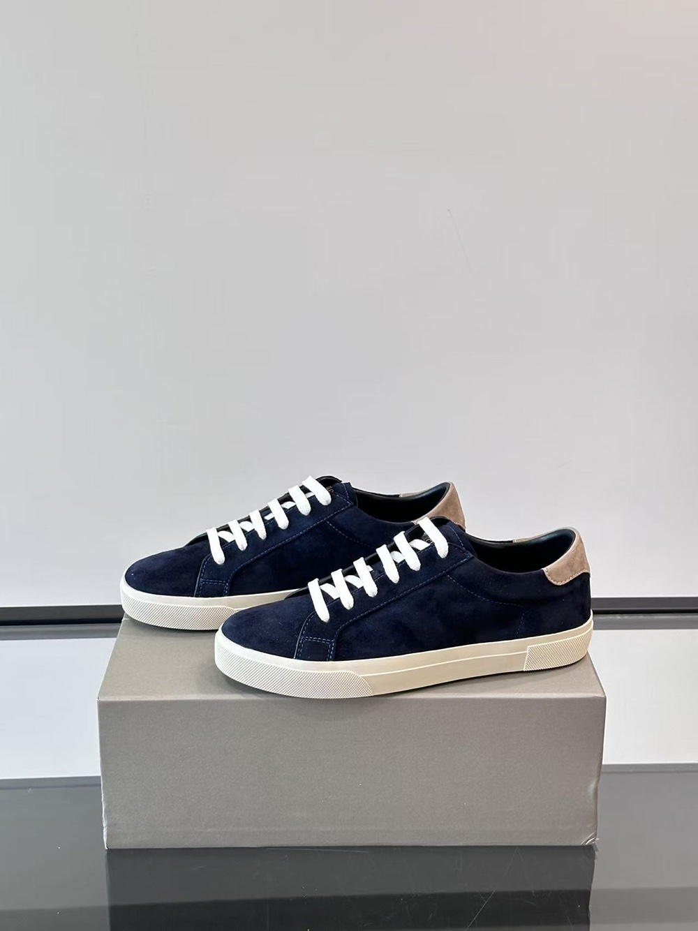 Brunello Cucinelli Suede sneakers in Marine Blue