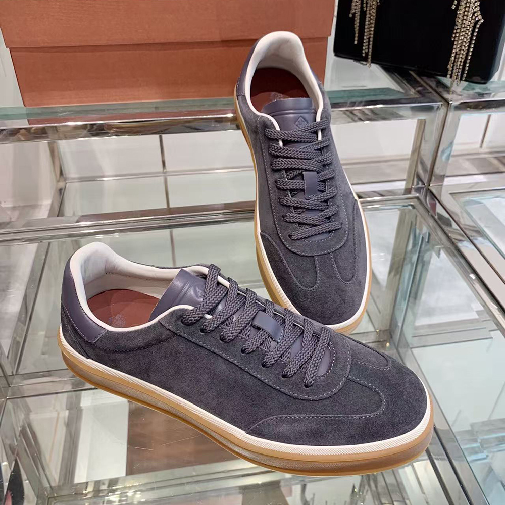 L**o p*ana tennis walk sneaker