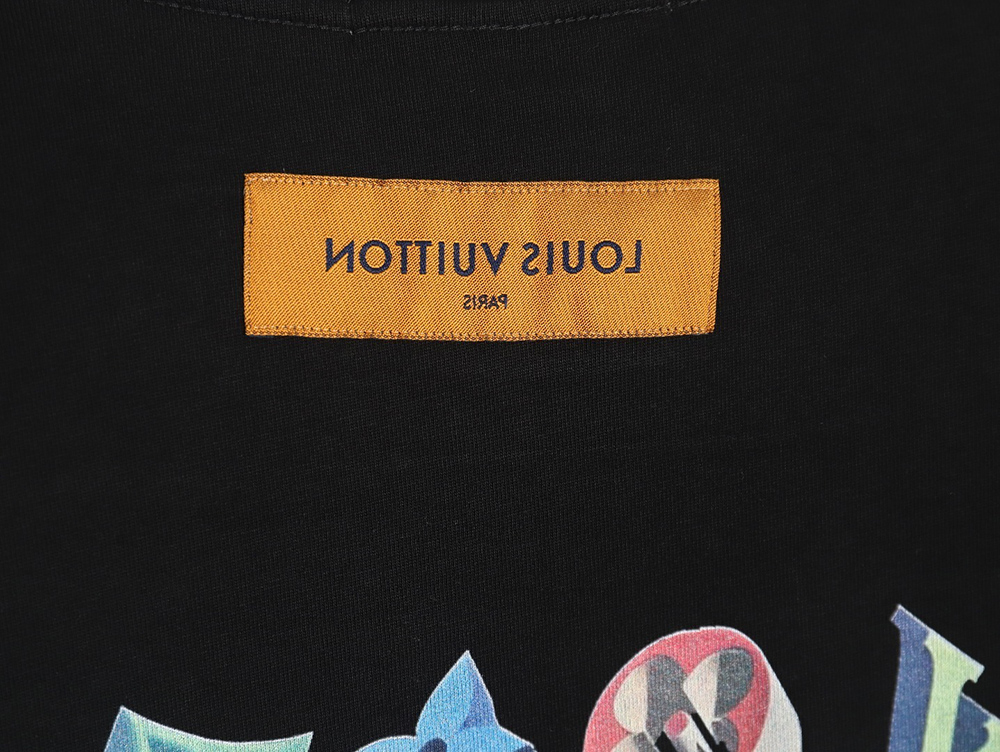 l0*is V*t0n 3d monogram pattern round neck short sleeves