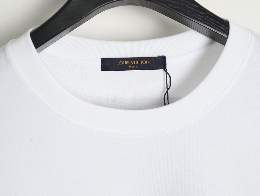 l0*is V*t0n 3d monogram pattern round neck short sleeves tsk1