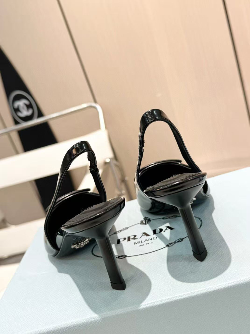 Pra*a patent leather slingback pumps h:5.5cm