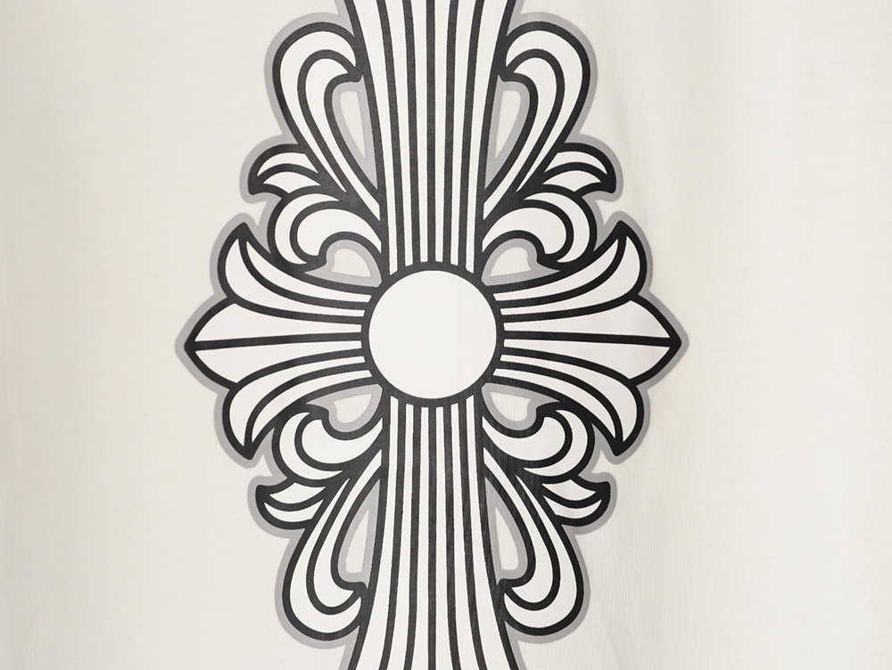 Ch**me He**ts back cross round neck long sleeves