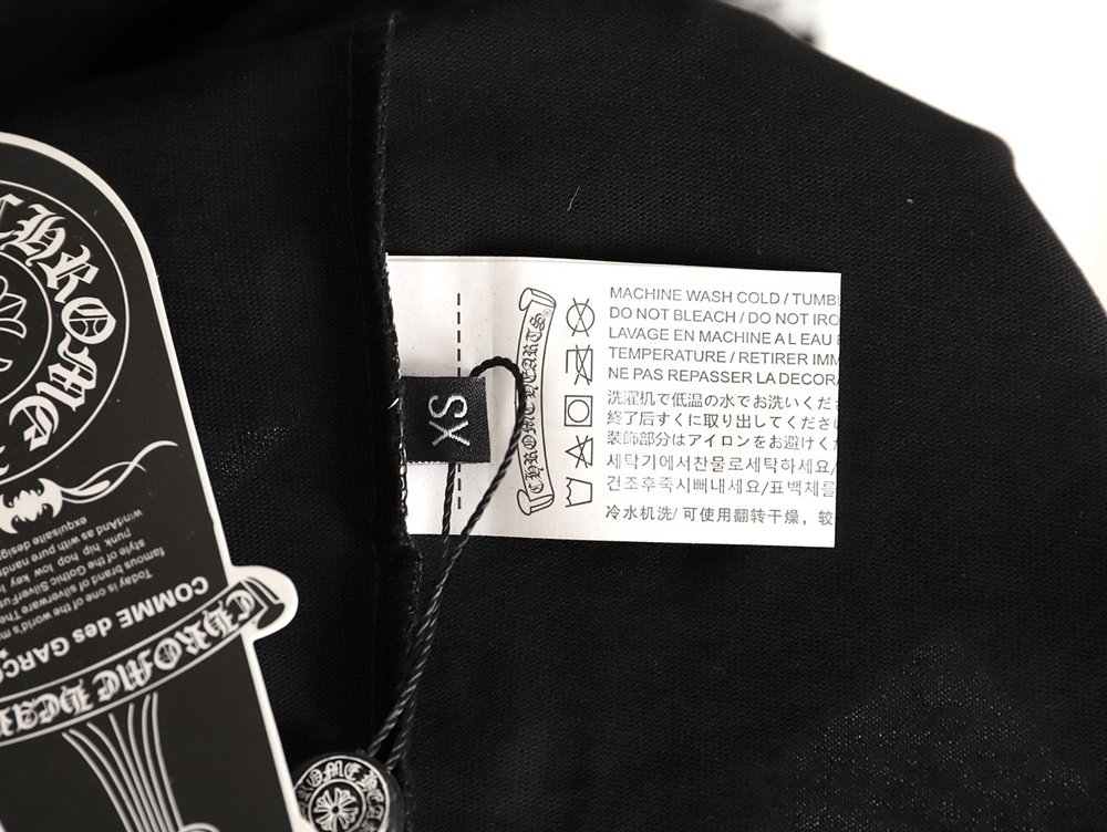 Ch**me He**ts back cross round neck long sleeves tsk1