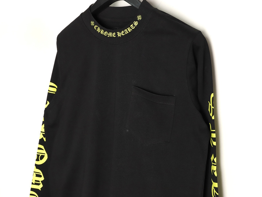 Ch**me He**ts neckline colorful sanskrit round neck long sleeves tsk1