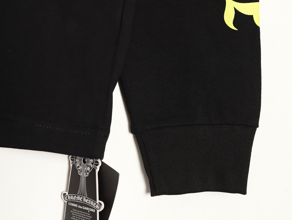 Ch**me He**ts neckline colorful sanskrit round neck long sleeves tsk1