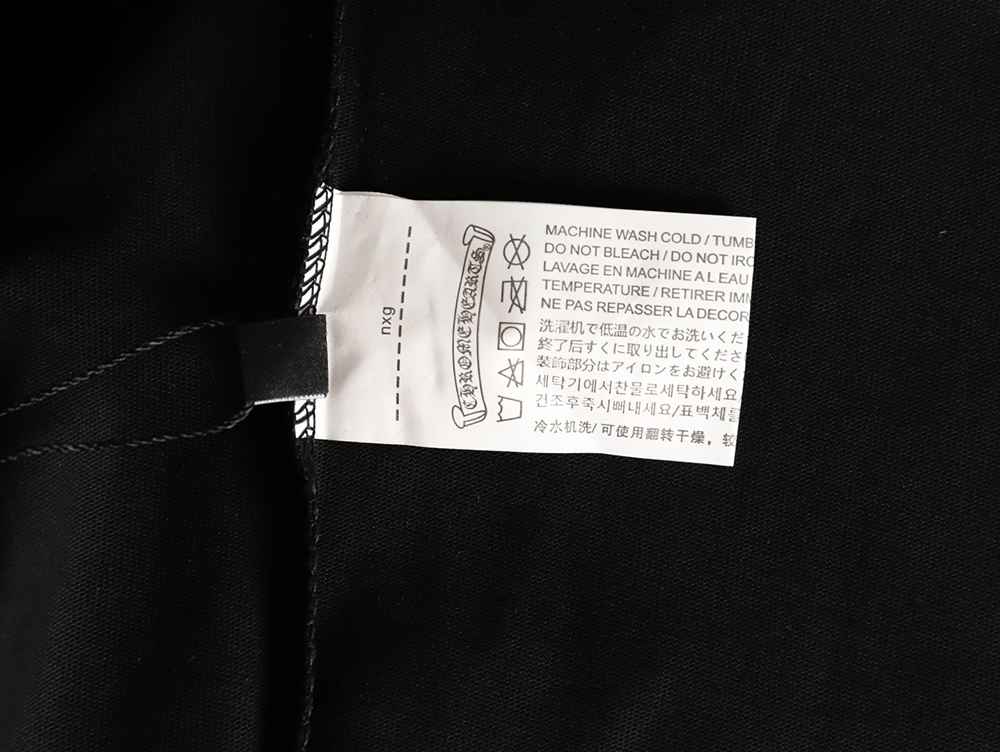 Ch**me He**ts blue horseshoe cross round neck long sleeves tsk1