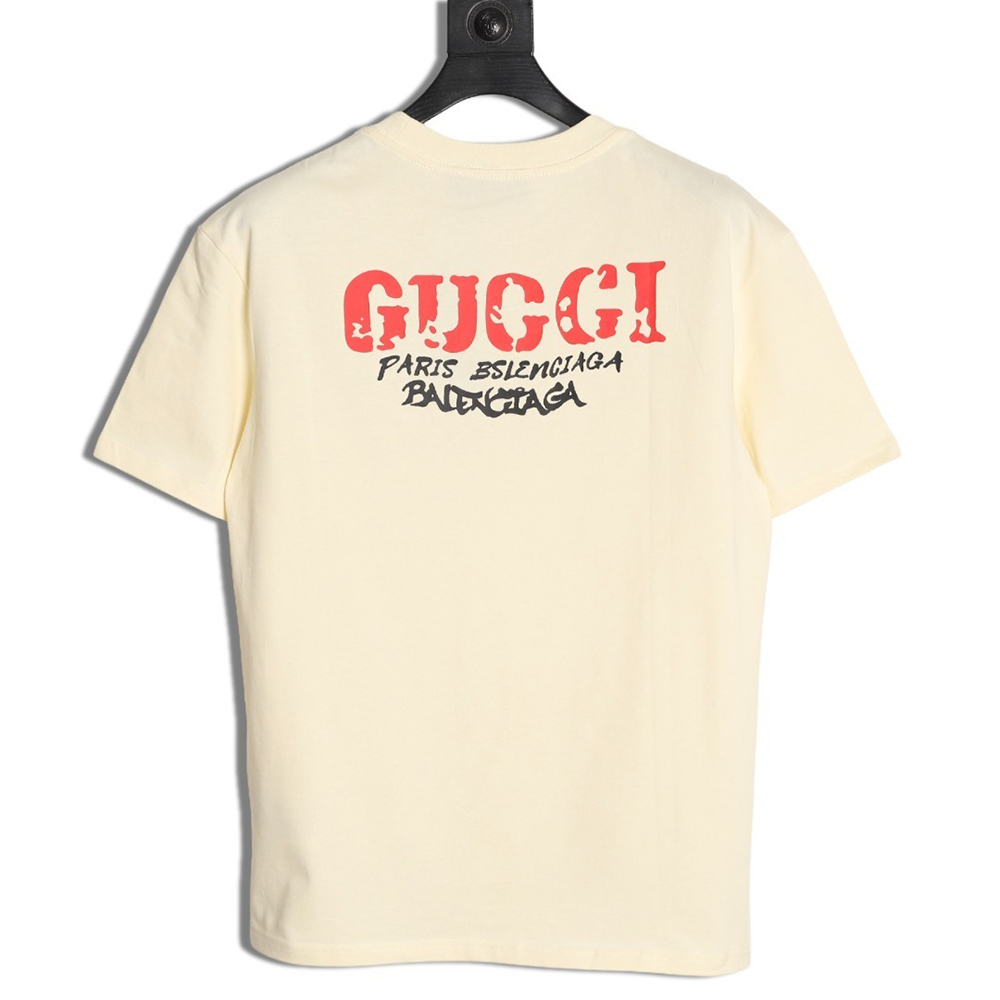 G*u*i mottled letter print short sleeves