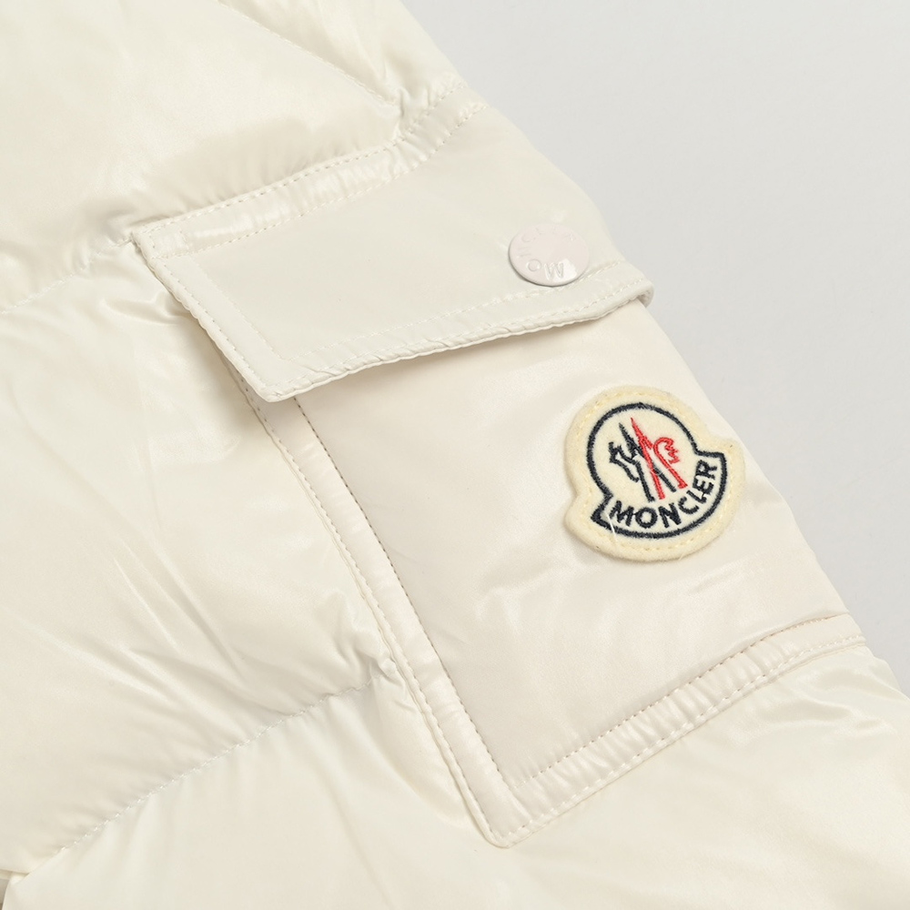Moncler Logo Casual Down Jacket