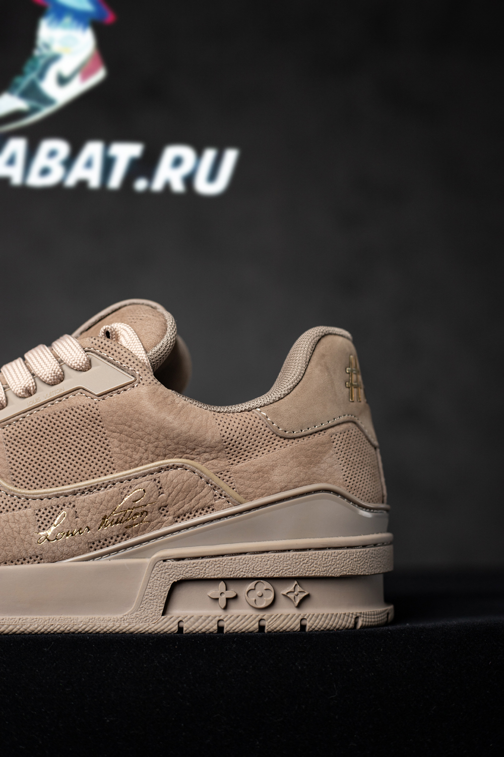 l0*is V*t0n trainer sneaker 1ah615