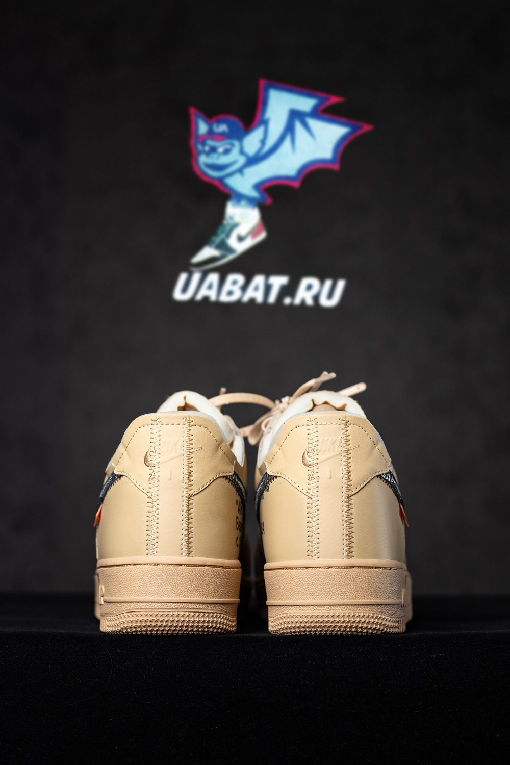 Off-White & Air Force 1 Low SP 